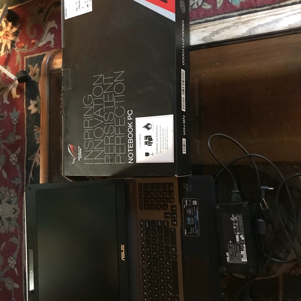 Asus ROG Gaming System - Picture 3 of 3